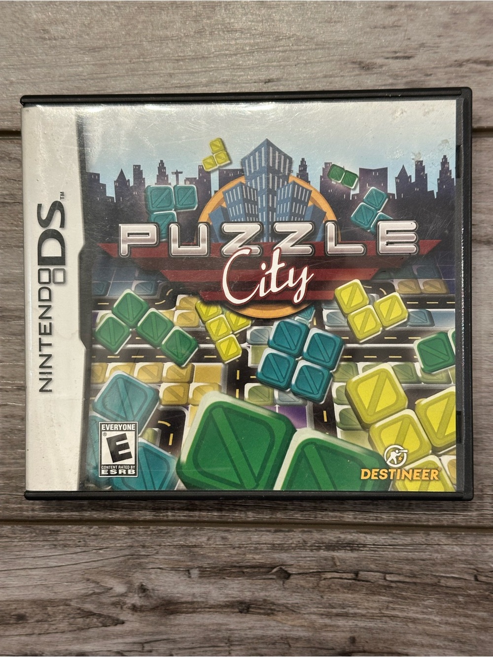 Nintendo DS Puzzle City - Green, Yellow, Teal